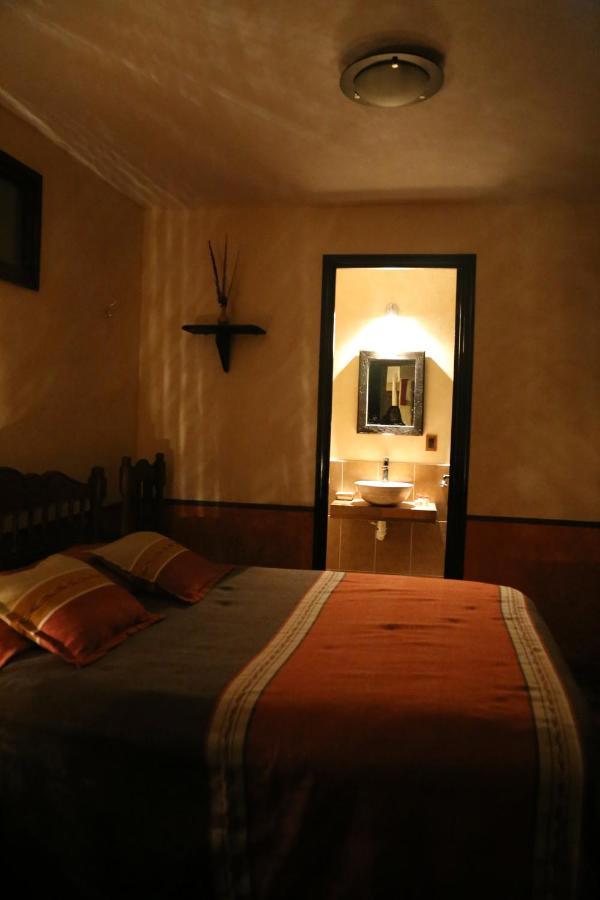 Hotel Del Carmen Tlalpujahua de Rayón Pokoj fotografie